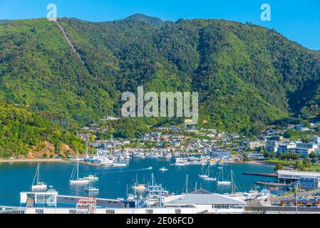 PICTON (NOUVELLE-ZÉLANDE), 7 FÉVRIER 2020 : vue aérienne du terminal de ferry à Picton (Nouvelle-Zélande) Banque D'Images