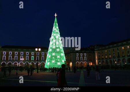 LISBONNE, PORTUGAL - DÉCEMBRE 22 : UNE vue générale des décorations de Noël sur la place d'Above à Lisbonne, le 22 décembre 2020. Lisbonne a la Christma Banque D'Images