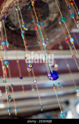 Amulette de protection des perles de l'œil maléfique dans la boutique Banque D'Images