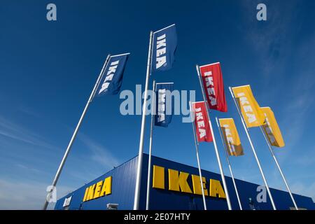 Plaisir, France - 30 décembre 2020 : vue extérieure d'un magasin Ikea Banque D'Images