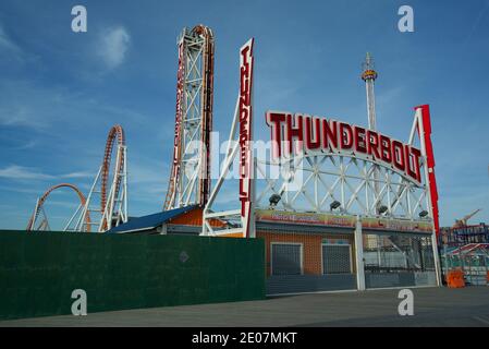 Thunderbolt Ride, Coney Island, New York Banque D'Images