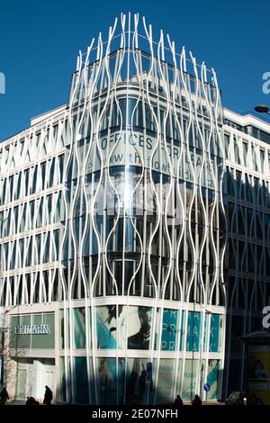 Prague, république tchèque, 12-30-2020. Primark, l'une des marques emblématiques de Prague, expose sa marque et ses produits dans un bâtiment prestigieux du Banque D'Images