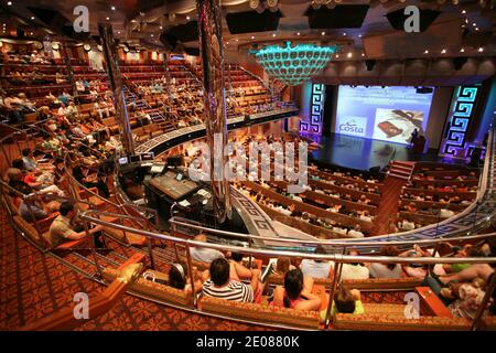 Illustration intérieure du navire de croisière italien Costa Concordia, le 10 septembre 2007. Le paquebot de croisière de luxe a chaviré au large de l'île de Giglio sur la côte de Tuskan, en Italie, le 13 janvier 2012. Photo de Jerome Domine/ABACAPRESS.COM Banque D'Images