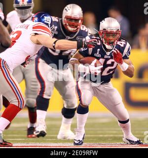 Le 42 février 2012, BenJarvus Green-Ellis (05), des New England Patriots, a fait un gain contre lui New York Giants au Super Bowl XLVI au Lucas Oil Stadium d'Indianapolis, Indiana, États-Unis. Photo de Lionel Hahn/ABACAPRESS.COM Banque D'Images