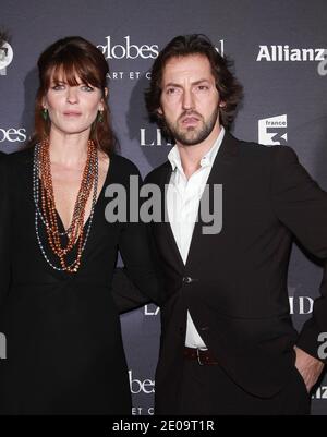 Gwendoline Hamon et Frederic Diefenthal ont assisté au 7e prix 'Globes de Cristal' qui s'est tenu au Lido à Paris, en France, le 6 février 2012. Photo de Denis Guignebourg/ABACAPRESS.COM Banque D'Images