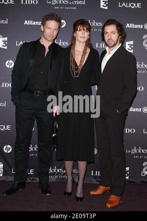 Gwendoline Hamon et Frederic Diefenthal ont assisté au 7e prix 'Globes de Cristal' qui s'est tenu au Lido à Paris, en France, le 6 février 2012. Photo de Denis Guignebourg/ABACAPRESS.COM Banque D'Images