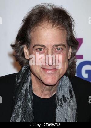 Richard Lewis, célébrant Jerry Lewis, plus de 60 ans dans le salon des affaires tenu au Paley Center for Media à Beverly Hills, CA, États-Unis. 7 février 2012. (Photo : JRichard Lewis). Photo de Baxter/ABACAPRESS.COM Banque D'Images