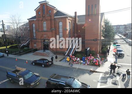 Illustration de la Maison funéraire de Whigham et de l'église où se tient le funéraire de Whitney Houston à Newark, NJ, USA le 14 février 2012. Photo par JMP/ABACAPRESS.COM Banque D'Images