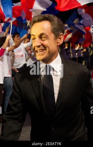 Président français et parti au pouvoir en France UMP candidat à l'élection présidentielle française de 2012 Nicolas Sarkozy arrive à une réunion de campagne dans la ville de Bordeaux, dans le sud-ouest de la France, le 3 mars 2012. Photo de Collet/Pool/ABACAPRESS.COM Banque D'Images