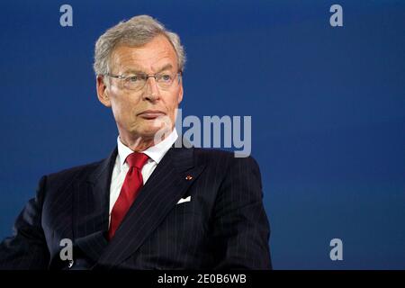 Le 13 mars 2012, Gerhard Cromme, président du comité de surveillance du fabricant allemand ThyssenKrupp AG, participe à un colloque avec le quotidien le monde et l'Association française des entreprises privées (AFEP), axé sur la compétitivité, à Paris, en France. Photo de Stephane Lemouton/ABACAPRESS.COM. Banque D'Images