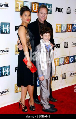 Gugu Mbatha-Raw, Kiefer Sutherland et David Mazouz assistent à la première de Touch à la télévision Fox au Museum of Natural History de New York City, NY, USA, le 18 mars 2012. Photo de Donna Ward/ABACAPRESS.COM Banque D'Images
