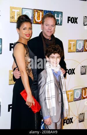 Gugu Mbatha-Raw, Kiefer Sutherland et David Mazouz assistent à la première de Touch à la télévision Fox au Museum of Natural History de New York City, NY, USA, le 18 mars 2012. Photo de Donna Ward/ABACAPRESS.COM Banque D'Images