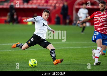 Kevin Gameiro de Valence pendant le championnat d'Espagne la Liga Match de football entre Granada CF et Valencia CF sur Decem / LM Banque D'Images