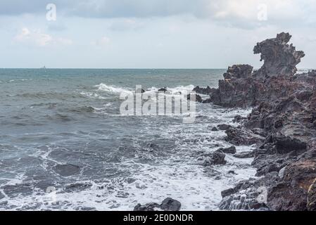 Yongduam Rock à Jeju City, République de Corée Banque D'Images