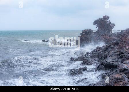 Yongduam Rock à Jeju City, République de Corée Banque D'Images