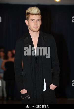 Le candidat américain à l'Idole, Colton Dixon, participe au dîner des correspondants de la Maison-Blanche au Washington Hilton à Washington, DC, USA, le 28 avril 2012. Photo par Olivier Douliery/ABACAPRESS.COM Banque D'Images