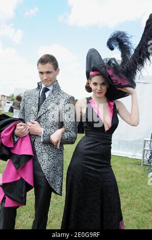 Atmosphère pendant les courses hippiques du Prix de Diane 2012 à Chantilly Horsetrack près de Paris, France, le 17 juin 2012. Photo de Nicolas Briquet/ABACAPRESS.COM Banque D'Images