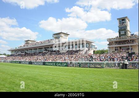 Atmosphère pendant les courses hippiques du Prix de Diane 2012 à Chantilly Horsetrack près de Paris, France, le 17 juin 2012. Photo de Nicolas Briquet/ABACAPRESS.COM Banque D'Images