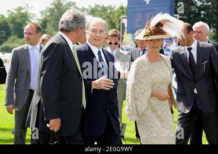 Karim Aga Khan IV et la princesse Zara Aga Khan assisteront au Prix de Diane 2012 à la course de chevaux Chantilly près de Paris, France, le 17 juin 2012. Photo de Nicolas Briquet/ABACAPRESS.COM Banque D'Images