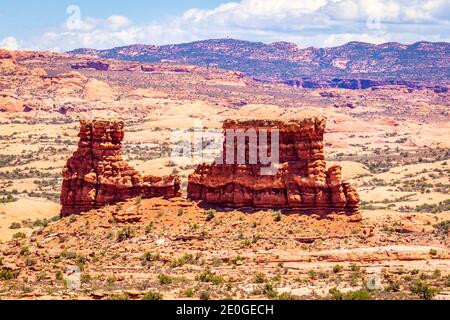 Formations rocheuses vues depuis la Sal Mountain Viewpoint, dans le parc national d'Arches, Utah Banque D'Images