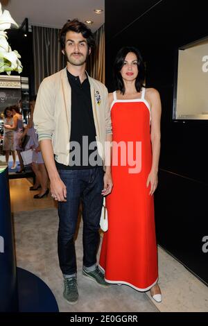 Helena Noguerra et Tanel Noguerra (son fils Tanel Derard) assistent à la fête de Montblanc dans la boutique de Montblanc à Paris, en France, le 28 juin 2012. Photo d'Alban Wyters/ABACAPRESS.COM Banque D'Images