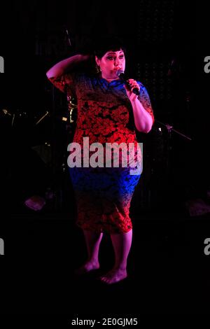 Beth Ditto et Gossip se produit en direct à la Villa Inrock à Cannes, en France, lors du 65e Festival de Cannes, le 17 mai 2012. Photo par ABACAPRESS.COM Banque D'Images
