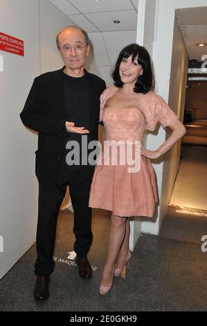 Philippe Geluck et la chanteuse Lio à l'enregistrement de vivre Dimanche le 25 avril 2012 à Paris, France. Photo de Max Colin/ABACAPRESS.COM Banque D'Images