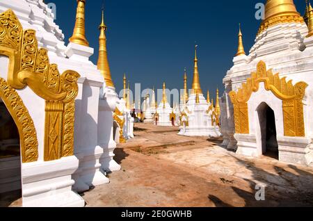 Ywama Paya Temple bouddhiste près du lac Inle dans l'État de Shan, Myanmar (anciennement Birmanie). Banque D'Images