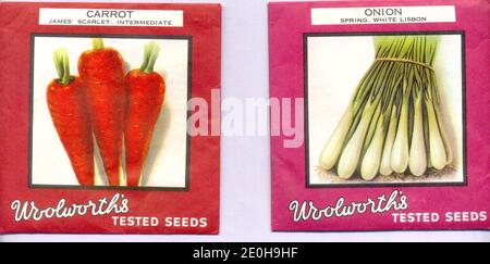 Paquets de semences de légumes pour les semences testées de Woolworth 1964 Banque D'Images