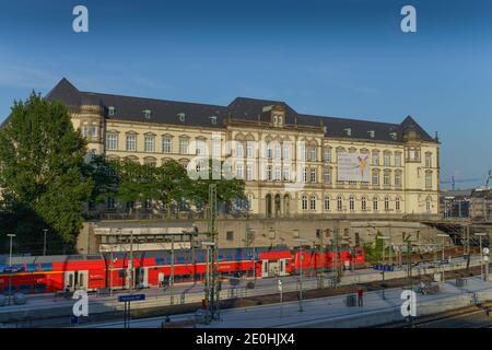 Museum für Kunst und Gewerbe, Steintorplatz, St Georg, Hambourg Banque D'Images