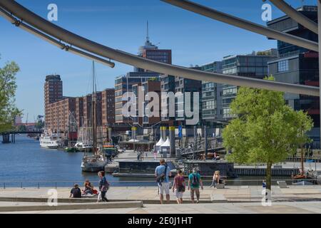 Traditionsschiffhafen Sandtorhafen Magellan-Terrassen,,, Hafencity, Hambourg, Allemagne Banque D'Images