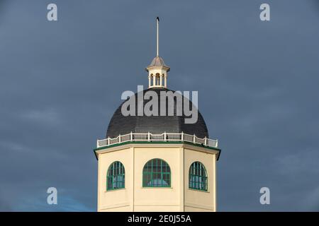 La coupole sur le Dome Cinema à Worthing Banque D'Images