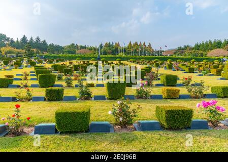 BUSAN, CORÉE, 29 OCTOBRE 2019 : cimetière commémoratif des Nations Unies à Busan, République de Corée Banque D'Images