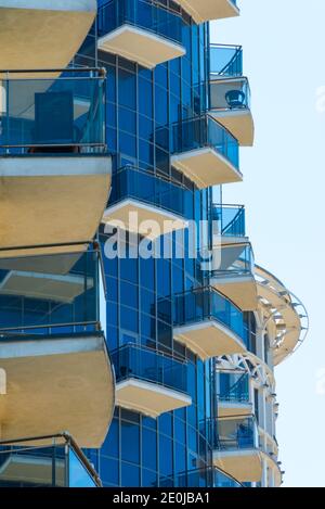 Immeuble moderne d'appartements, Batumi, Géorgie Banque D'Images