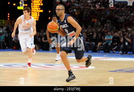 France lors du match de basket-ball pré-olympique, France contre Espagne au Palais Omnisports Paris-Bercy à Paris, France le 15 juillet 2012. L'Espagne a gagné 75-70. Photo de Christian Liewig/ABACAPRESS.COM Banque D'Images