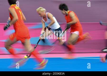 Alex Danson, de la Grande-Bretagne, est en compétition contre la Chine pour le tournoi préliminaire de hockey féminin lors des Jeux olympiques de Londres de 2012, le 4 août 2012. Photo de Gouhier-Guibbbbaud-JMP/ABACAPRESS.COM Banque D'Images