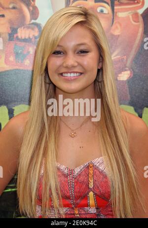 Olivia Holt présente la première des fonctionnalités Focus pour « ParaNorman » à Universal CityWalk à Universal City, Los Angeles, CA, États-Unis, le 5 août 2012. Photo de Baxter/ABACAPRESS.COM Banque D'Images