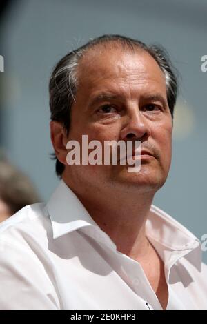 Jean-Christophe Cambadelis est photographié lors de la deuxième journée de l'Université d'été annuelle du Parti socialiste français (PS) à la Rochelle, dans le sud-ouest de la France, le 25 août 2012. Photo de Stephane Lemouton/ABACAPRESS.COM. Banque D'Images