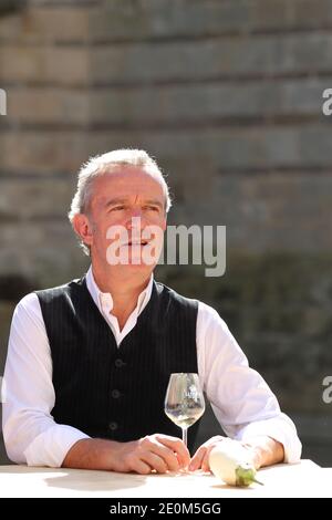 Le chef français trois étoiles Alain Passard pose lors du Festival les Gouts Uniques au Château des Ducs de Bretagne à Nantes, France, le 8 septembre 2012. Photo de Laetitia Notarianni/ABACAPRESS.COM Banque D'Images