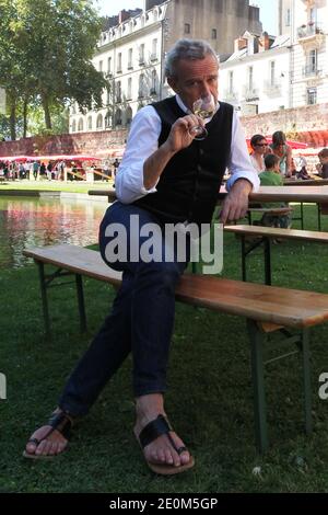 Le chef français trois étoiles Alain Passard pose lors du Festival les Gouts Uniques au Château des Ducs de Bretagne à Nantes, France, le 8 septembre 2012. Photo de Laetitia Notarianni/ABACAPRESS.COM Banque D'Images