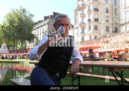 Le chef français trois étoiles Alain Passard pose lors du Festival les Gouts Uniques au Château des Ducs de Bretagne à Nantes, France, le 8 septembre 2012. Photo de Laetitia Notarianni/ABACAPRESS.COM Banque D'Images