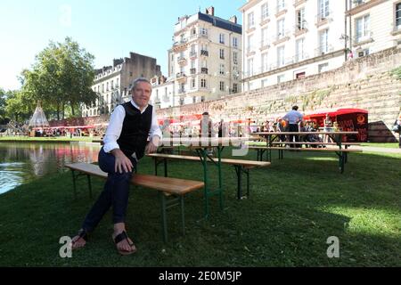 Le chef français trois étoiles Alain Passard pose lors du Festival les Gouts Uniques au Château des Ducs de Bretagne à Nantes, France, le 8 septembre 2012. Photo de Laetitia Notarianni/ABACAPRESS.COM Banque D'Images