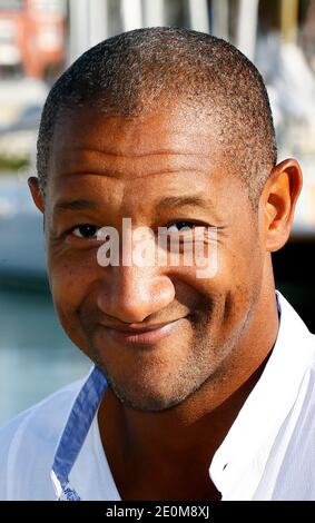 Edouard Montoute participe au 14ème Festival de fiction télévisée à la Rochelle, France, le 13 septembre 2012. Photo de Patrick Bernard/ABACAPRESS.COM Banque D'Images