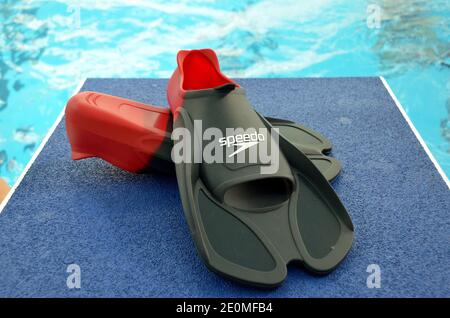 Le nageur français Benjamin Stasiulis lors d'un événement Speedo au centre aquatique Dome de Vincennes, banlieue de Paris, Farnce, le 22 septembre 2012. Photo de Thierry Plessis/ABACAPRESS.COM Banque D'Images