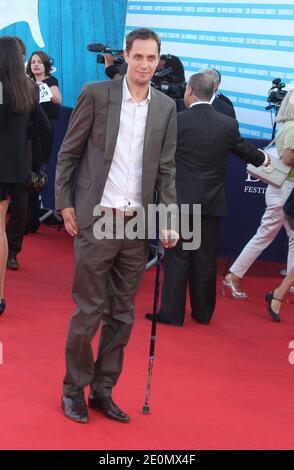 Grand corps de malade participant à la cérémonie de clôture du 'Festival du film américain de Eauville' à Deauville, France, le 8 septembre 2012. Photo de Denis Guignebourg/ABACAPRESS.COM Banque D'Images