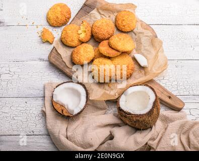 Biscuits de millet sans gluten avec flocons de noix de coco. Biscuits Cocosanki - pologne Banque D'Images