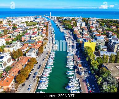 Vue aérienne de la ville de Rimini, Émilie-Romagne, Italie Banque D'Images