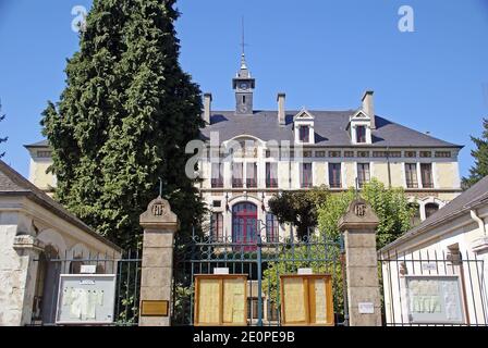 La ville de Tulle dans le sud du Limousin : l'école secondaire Edmond Perrier Banque D'Images