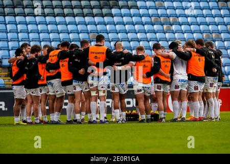 2 janvier 2021 ; Ricoh Arena, Coventry, West Midlands, Angleterre ; Rugby anglais de premier rang, Wasps contre Exeter Chiefs ; Exeter Chiefs se caucus à la fin du match avant le match Banque D'Images