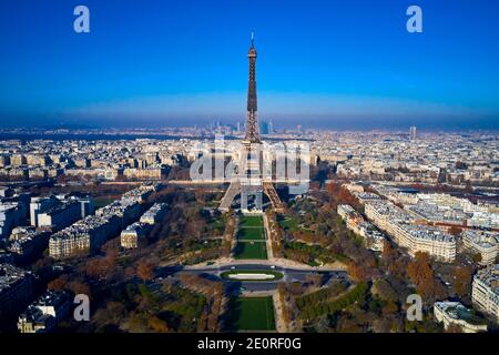 France, Paris (75), classé au patrimoine mondial de l'UNESCO, du champ de Mars et de la Tour Eiffel Banque D'Images